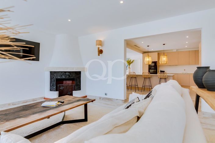 Image No.7-3 Bed House for sale