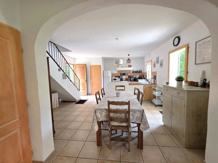 Image No.6-4 Bed House for sale