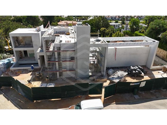 Image No.4-4 Bed House for sale