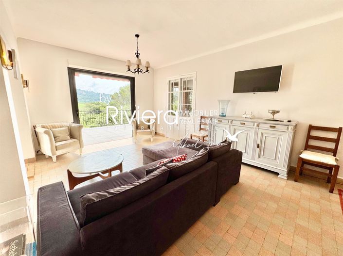 Image No.11-3 Bed House for sale