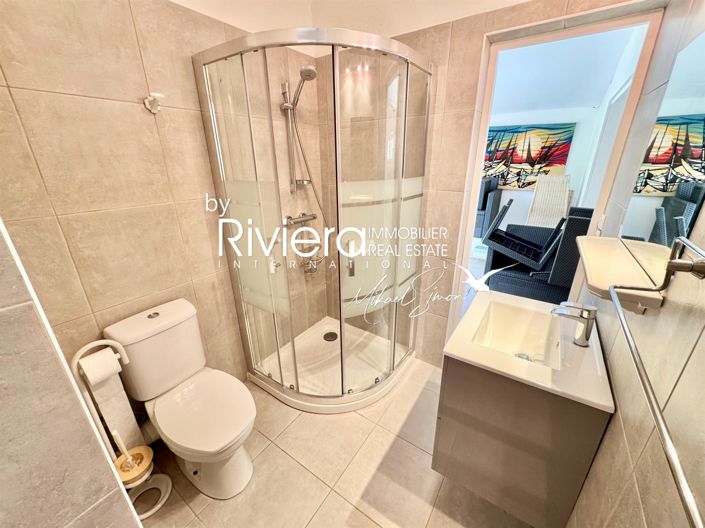 Image No.26-3 Bed House for sale