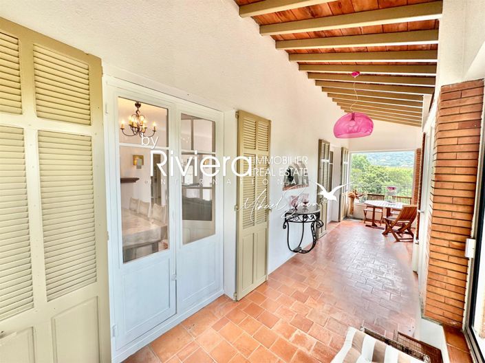 Image No.6-3 Bed House for sale