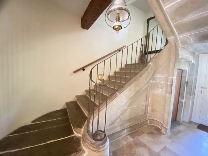 Image No.11-8 Bed House for sale