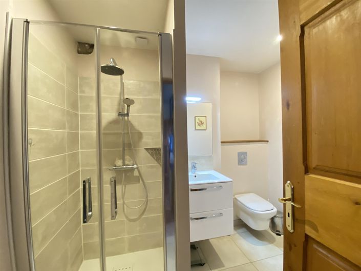 Image No.13-8 Bed House for sale