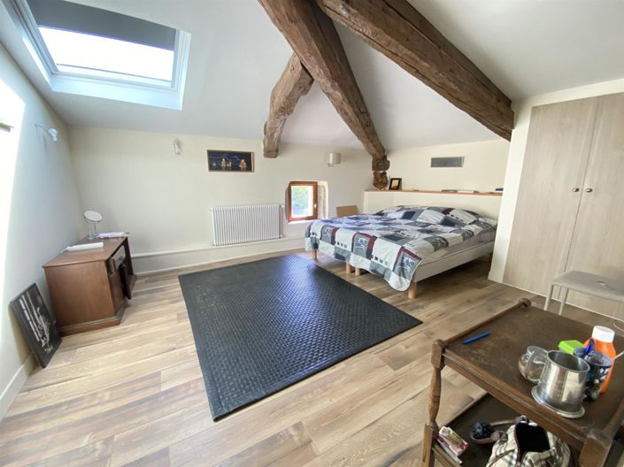 Image No.22-8 Bed House for sale