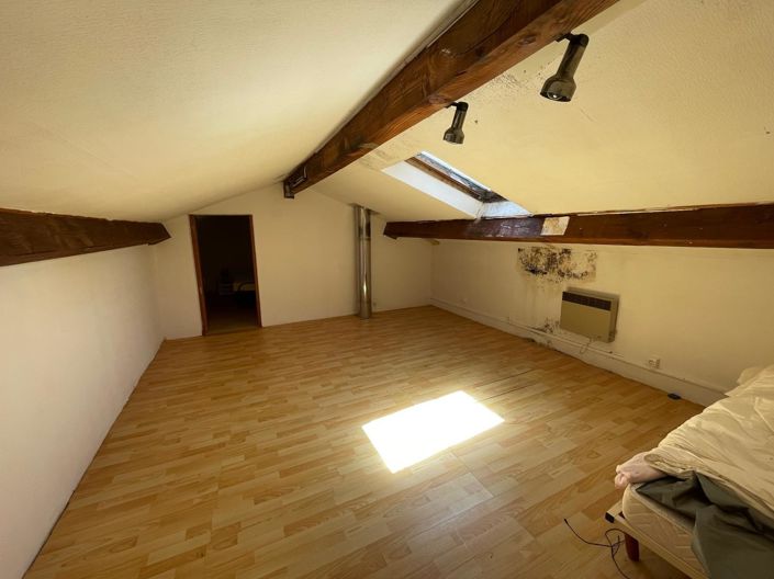 Image No.19-4 Bed House for sale