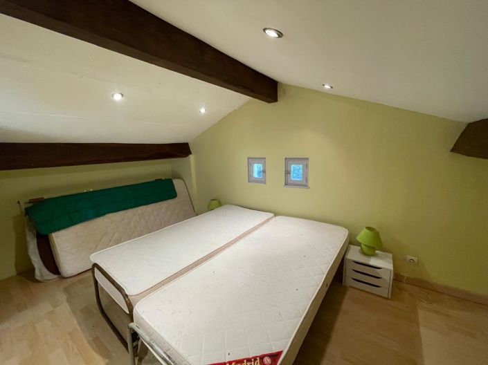 Image No.21-4 Bed House for sale