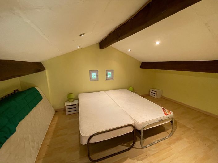 Image No.22-4 Bed House for sale