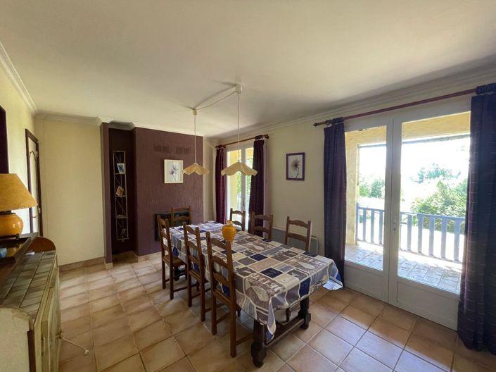 Image No.8-4 Bed House for sale