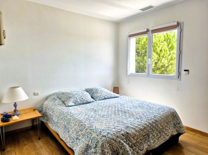 Image No.13-4 Bed House for sale