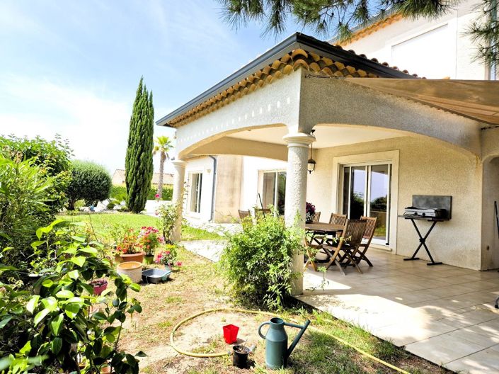 Image No.17-4 Bed House for sale