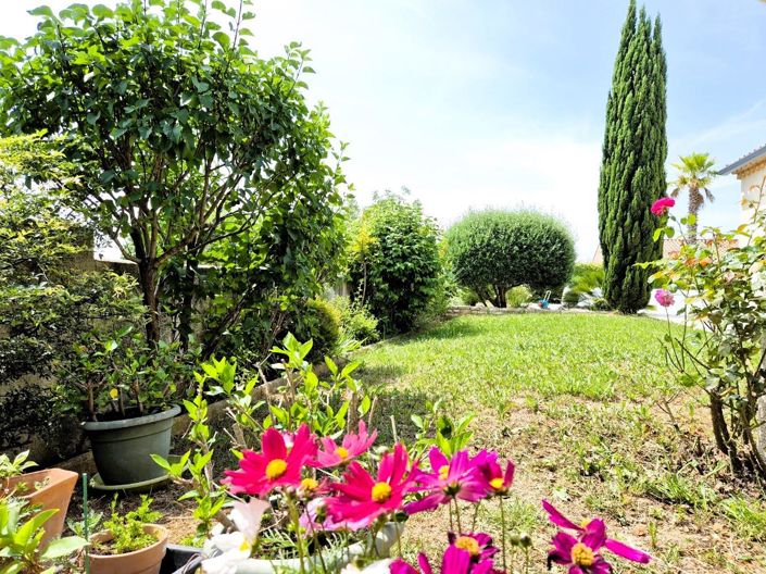 Image No.2-4 Bed House for sale