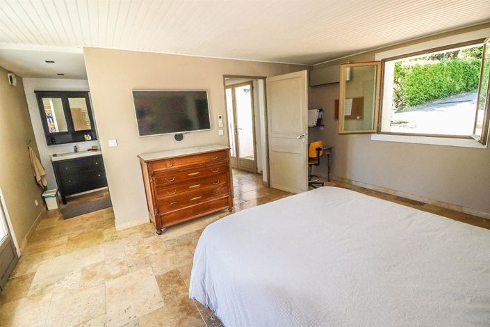 Image No.34-3 Bed House for sale