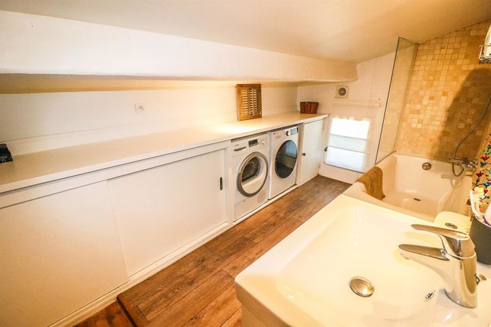 Image No.38-3 Bed House for sale