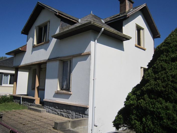 Image No.10-3 Bed House for sale