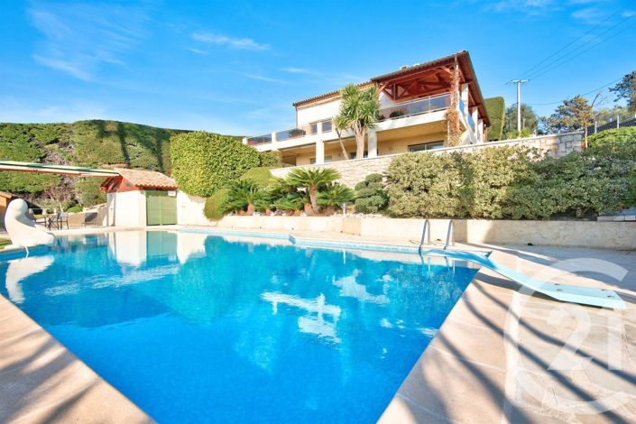 Image No.1-5 Bed House for sale