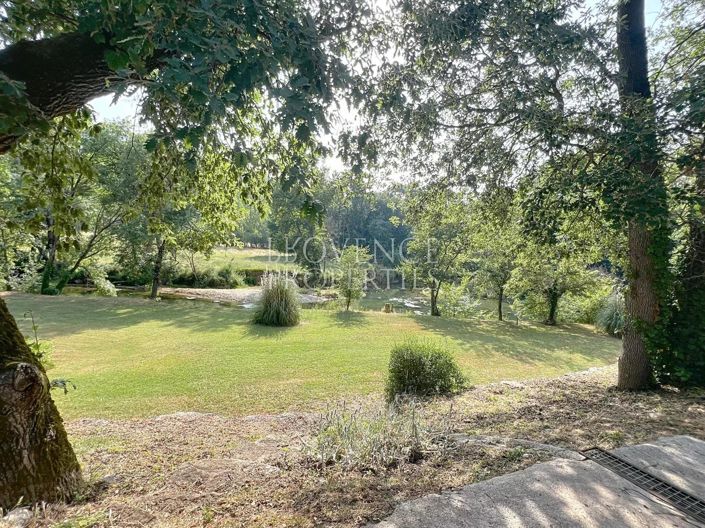 Image No.4-Maison de 10 chambres à vendre à Châteauvert