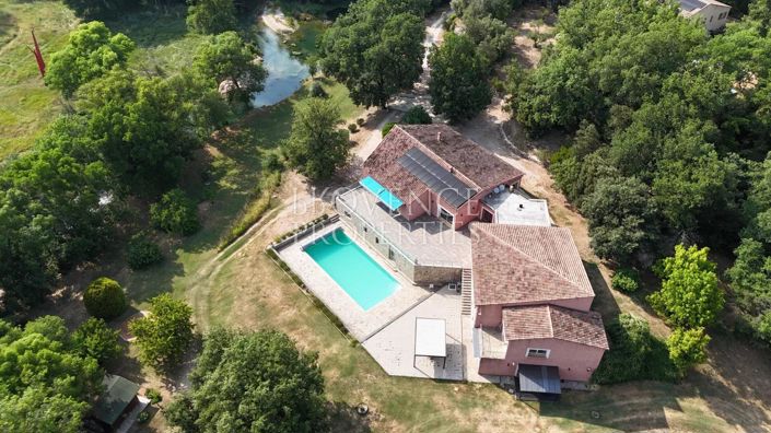 Image No.7-Maison de 10 chambres à vendre à Châteauvert