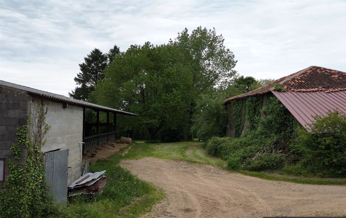 Image No.7-6 Bed House for sale