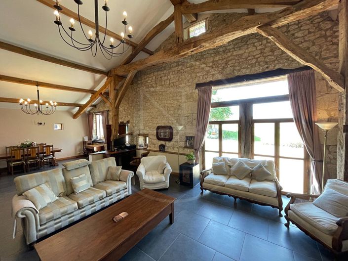 Image No.4-9 Bed House for sale