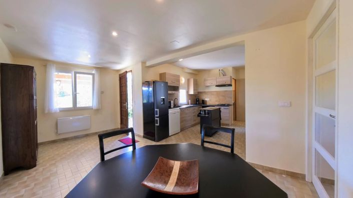 Image No.15-2 Bed House for sale