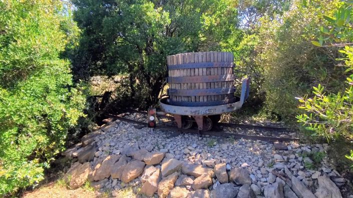 Image No.26-2 Bed House for sale