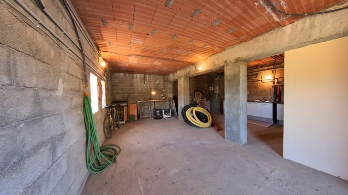 Image No.29-2 Bed House for sale