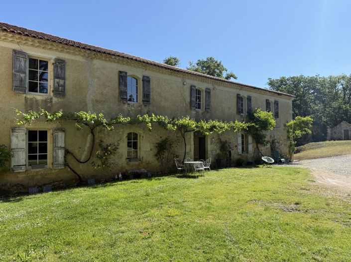 Image No.17-4 Bed House for sale