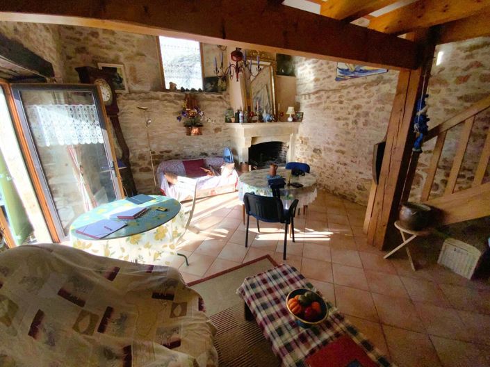 Image No.5-2 Bed House for sale