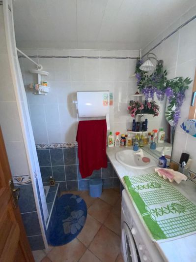 Image No.8-2 Bed House for sale