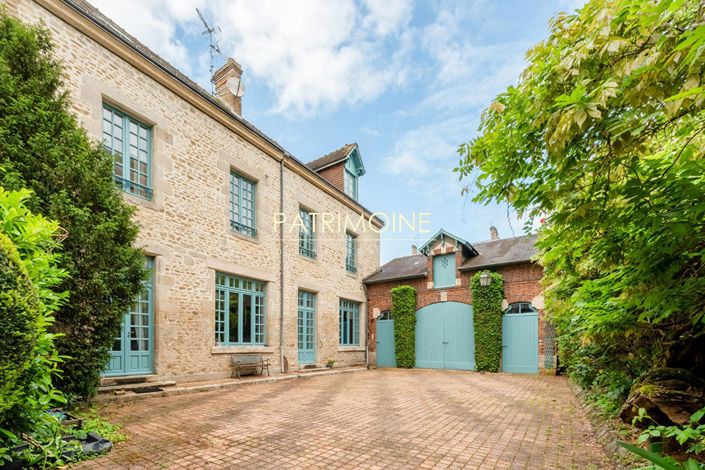 Image No.1-6 Bed House for sale