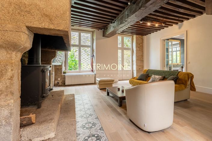 Image No.4-6 Bed Property for sale