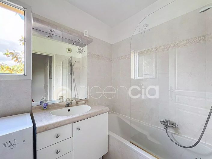 Image No.10-Appartement de 2 chambres à vendre à Cannes