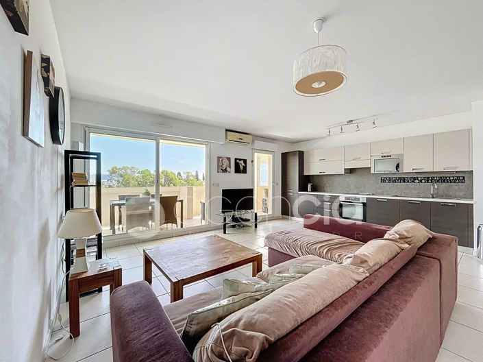 Image No.6-Appartement de 2 chambres à vendre à Cannes