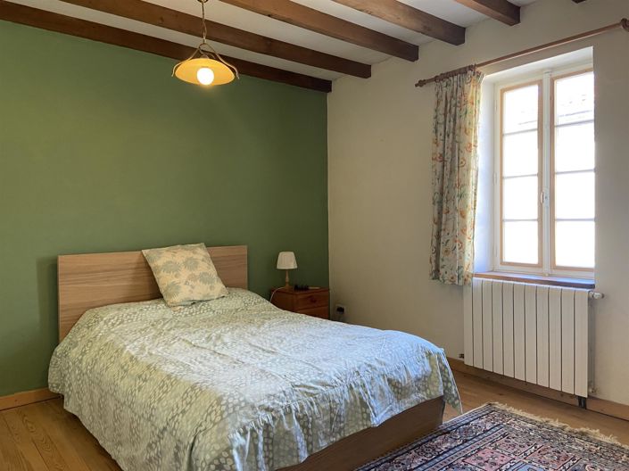 Image No.10-4 Bed House for sale