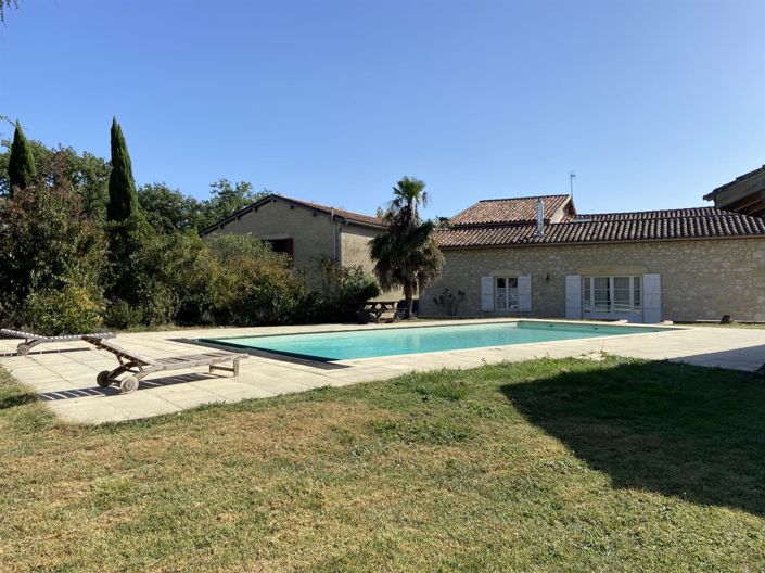 Image No.12-4 Bed House for sale