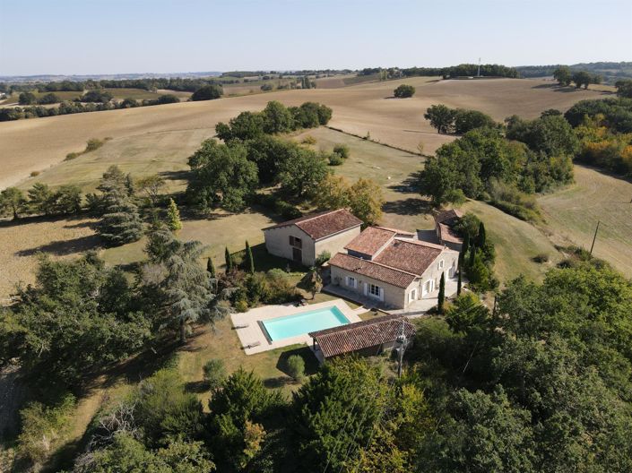 Image No.18-4 Bed House for sale