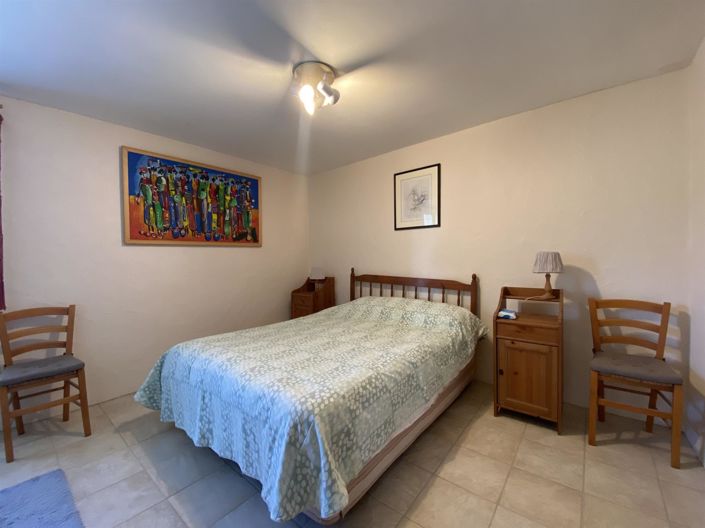 Image No.7-4 Bed House for sale