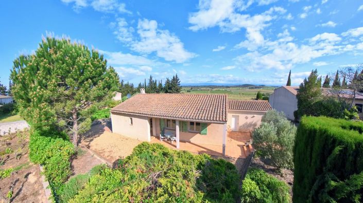 Image No.1-4 Bed House for sale