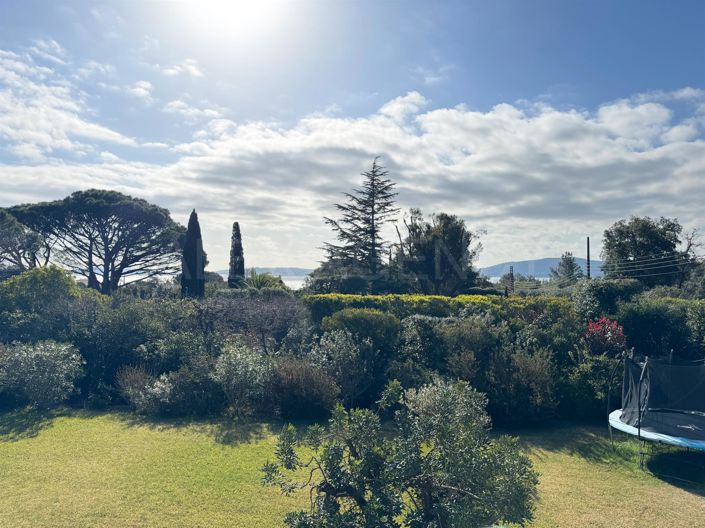 Image No.23-4 Bed House for sale