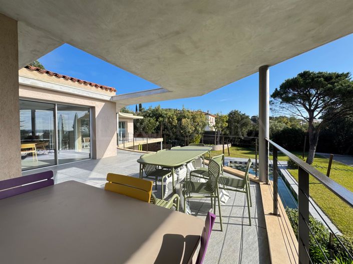 Image No.26-4 Bed House for sale