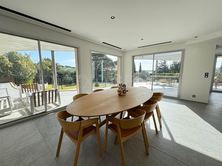 Image No.7-Maison de 4 chambres à vendre à Grimaud