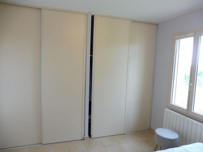 Image No.15-3 Bed House for sale