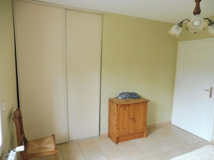 Image No.18-3 Bed House for sale