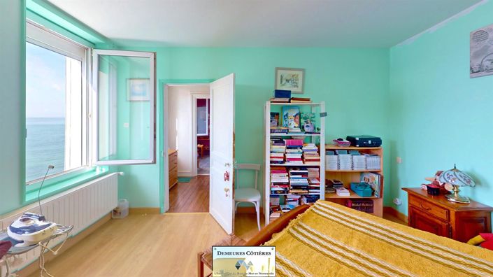 Image No.16-5 Bed House for sale