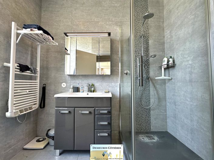 Image No.22-5 Bed House for sale