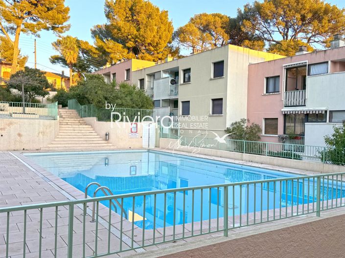 Image No.1-4 Bed Apartment for sale