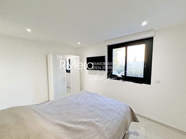 Image No.12-4 Bed Apartment for sale