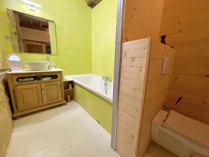 Image No.7-5 Bed House for sale