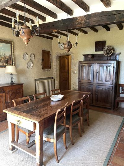 Image No.10-7 Bed House for sale